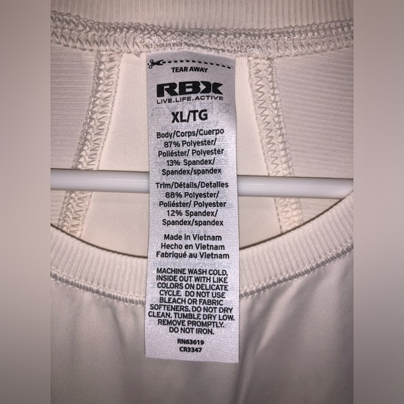 White flowy tank top - Picture 2 of 4